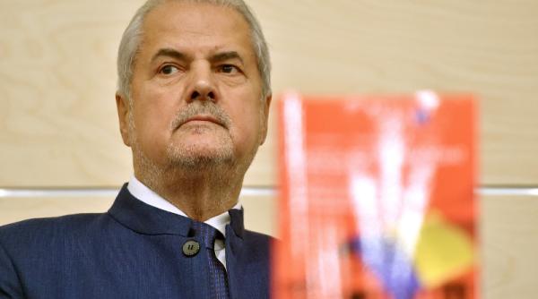 adrian nastase explica dupa ce s a vaccinat de ce nu a publicat o poza cu muschi