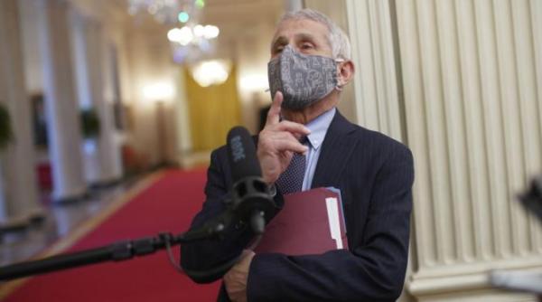 purtarea a doua masti de protectie ar putea fi mai eficienta impotriva raspandirii covid