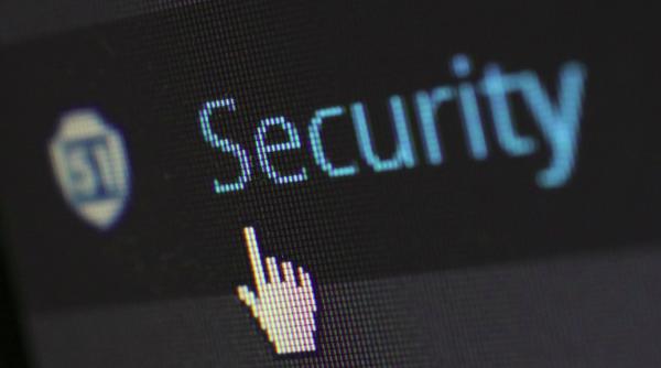 numerele de telefon ale utilizatorilor facebook de vanzare 1 din 5 useri afectati