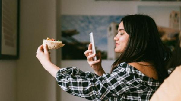 pizza dulce un preparat usor de facut in casa reteta cu care iti surprinzi familia