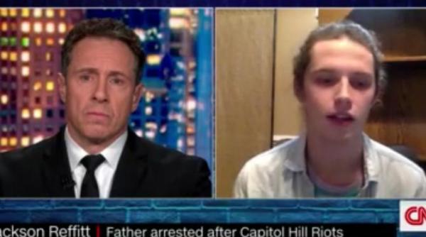 un adolescent si a denuntat tatal la fbi pentru violentele de la capitoliu tradatorii sunt impuscati ma simt vinovat dar as face o din nou