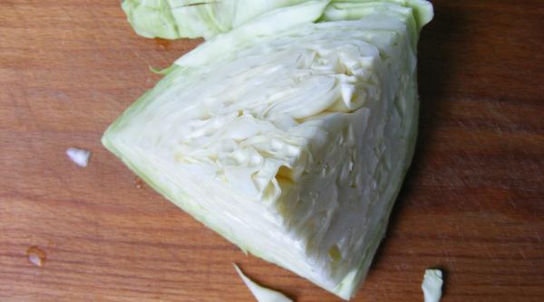 cum se taie corect varza in functie de cum vrei sa o gatesti metoda simpla