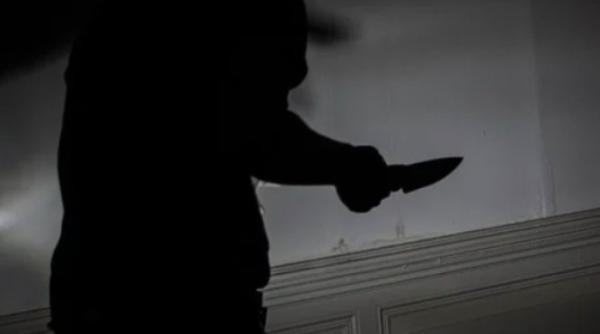 o asistenta a fost injunghiata de un pacient in curtea spitalului de o asistenta a fost injunghiata de un pacient in curtea spitalului de psihiatrie din stei