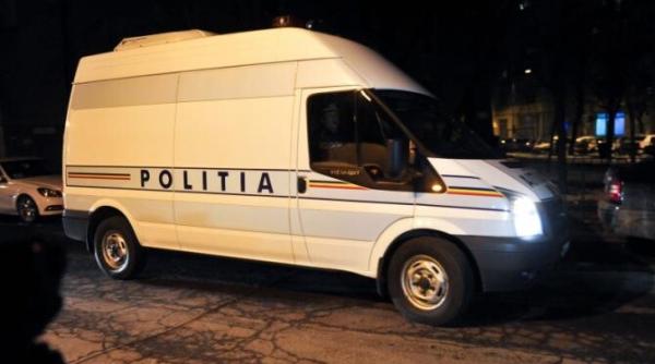 barbat din pitesti  retinut pentru santaj  a lasat un batran fara 14 000 de lei