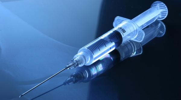 specialistii de la budapesta spun ca vaccinul rusesc e eficient si sigur