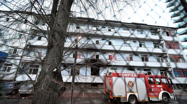 pacientul care a sunat la 112 rupe tacerea am sarit pe geam