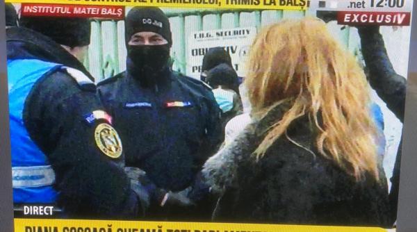 sosoaca vrea sa intre la bals imagini de noaptea mintii