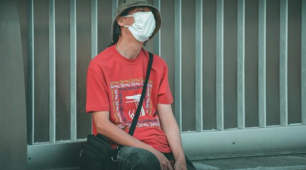 cum iti dai seama ca ai fost infectat cu noua tulpina din uk simptomele se modifica la ce trebuie sa fii atent