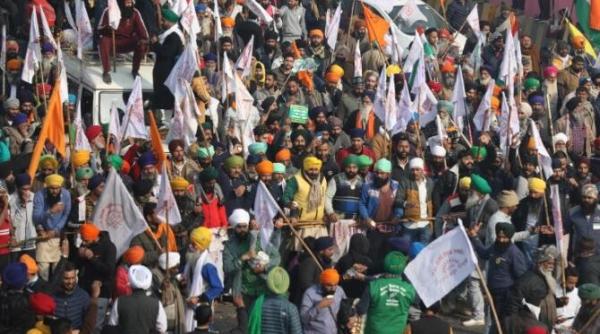 india a taiat internetul in zone unde fermierii protesteaza si fac greva foamei