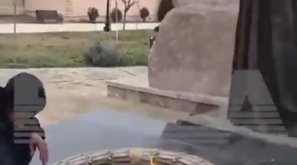 monument din al doilea razboi mondial folosit pe post de gratar isprava unui barbat din rusia video