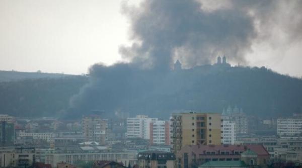 atentat  atac soldat cu cel putin 17 morti intr un hotel din capitala somaliei