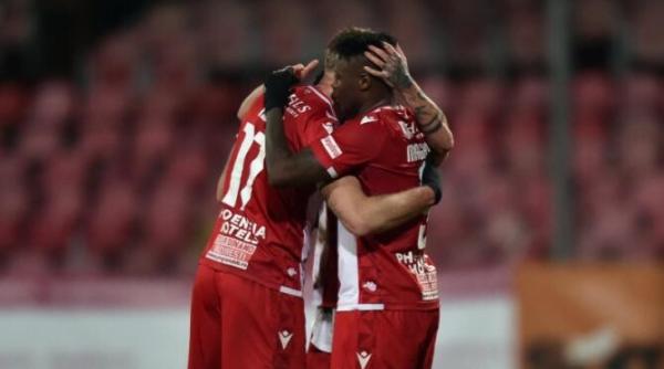 fotbal liga i uta arad dinamo scor final