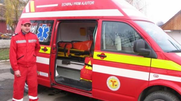 tanar de 22 de ani lovit de tir intr o localitate din arges