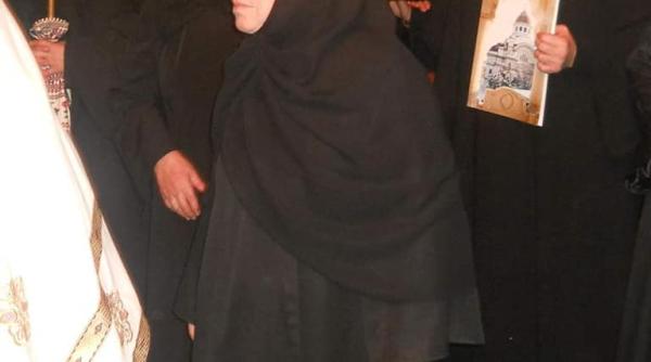 a murit ultima vietuitoare intemeietoare a manastirii tudor vladimirescu parintele calistrat a trecut prin groaznice torturi inumane