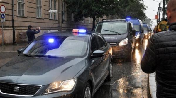 perchezitii in institutii publice functionarii au furat banii incasati din impozite si taxe