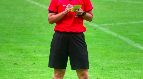 wolverhampton   arsenal 2 1  tunarii au evoluat 20 de minute in 9 jucatori