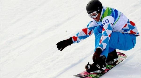 copil accidentat pe o partie din poiana brasov de o placa de snowboard salvamont brasov a suferit un traumatism de bazin