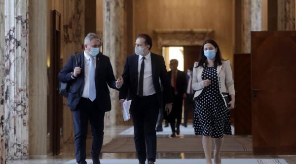 unde s au dus banii de la buget caciu risipa nimeni nu vrea sa recunoasca