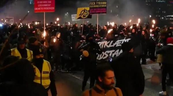 danemarca proteste masive impotriva pasaportului de vaccinare anti covid 19 video