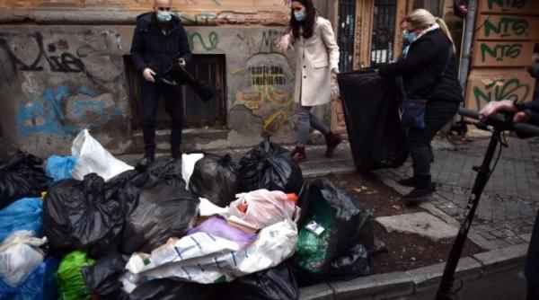 clotilde armand romprest scandal gunoaie sectorul 1 sorin velicu director romprest se intarzie raspunsul nu mai sunt bani