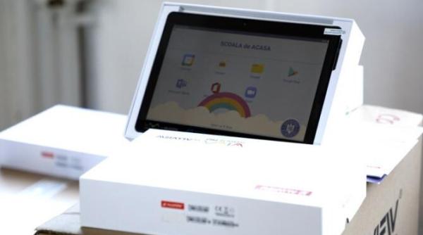 arges 38 de profesori si 500 de elevi vor sa faca scoala online