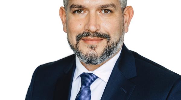 cine este marius vulcan mana dreapta a lui dan barna in guvern