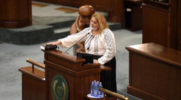 diana sosoaca  acuzatii dupa excluderea din aur  a tinut cu usr ul  m a bufnit rasul