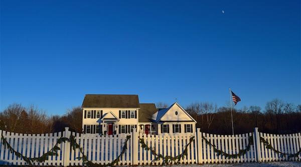 escrocherie in turism avans pentru cazari care nu exista trei persoane arestate politia face apel catre pagubiti