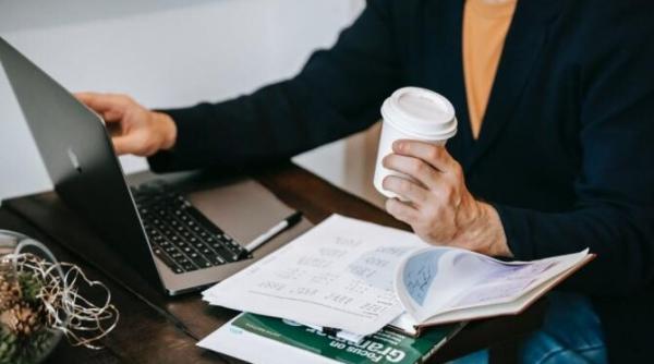 dilgaru despre paperless flowsign solutie inovatoare poti semna documente chiar si din autobuz