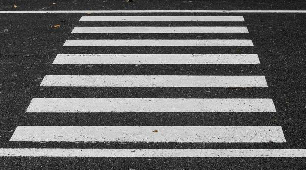 arges baiat de 14 ani lovit de tir