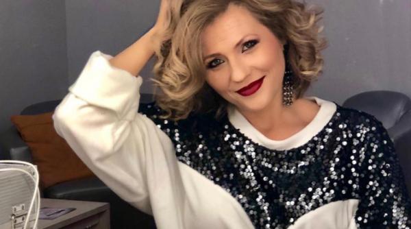 imagini hot cu mirela vaida maine promit ca merg la slujba de duminica foto