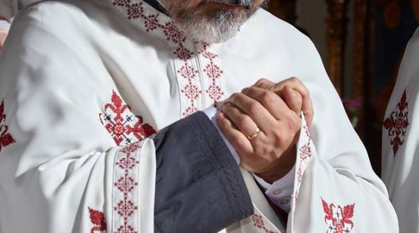 preotul vasile ioana de ce nu sarbatorim noi valentine s day ziua indragostitilor