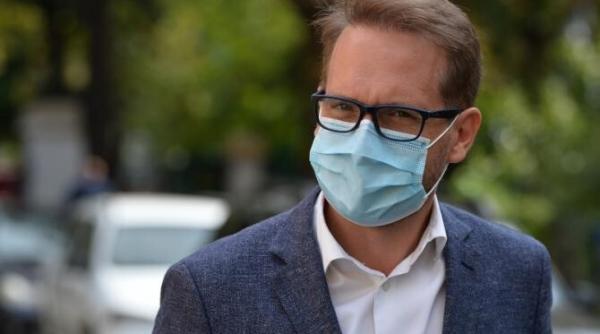 dominic fritz ar fi fost amenintat in stil interlop in scandalul pietelor l a injurat