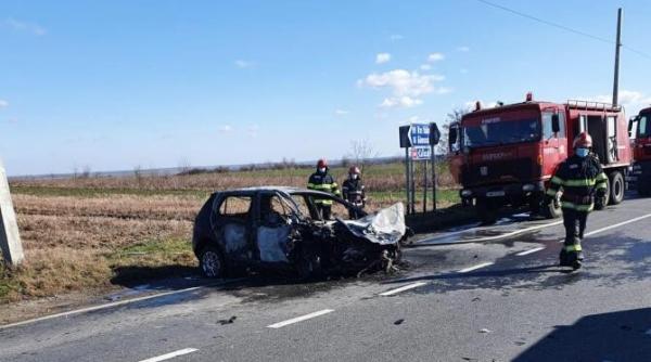 dric care transporat un mort  accident cu un autoturism  masina luat foc  trafic blocat pe dn64  in olt