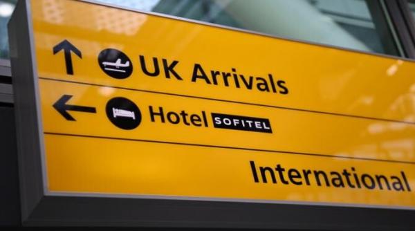 mae  turistii care intra in anglia  obligati la doua teste covid si la autoizolare