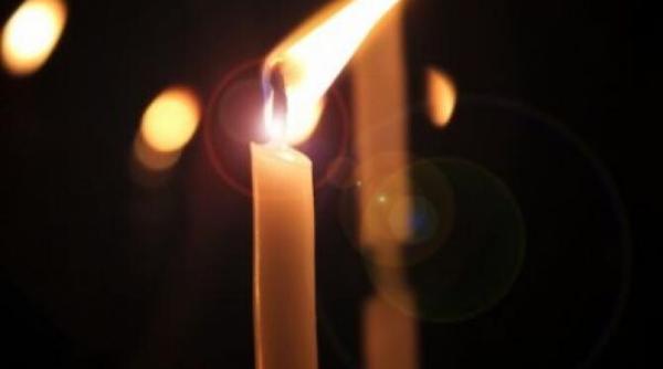 actorul lucian pinzaru a murit teatrul din galati este azi in doliu