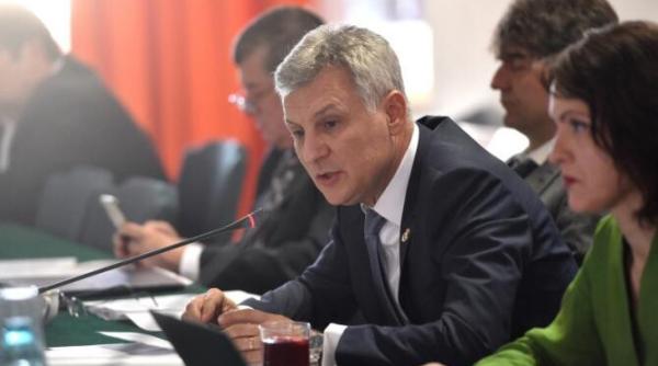 dobanda la dobanda dezastru pentru romanii cu credite daniel zamfir oamenii sa se astepte la o nenorocire pnl usr plus si udmr au votat