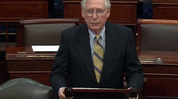 donald trump cere membrilor partidului sa se intoarca impotriva liderului din senat