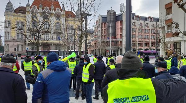 protest impotriva ordonantei austeritatii guvernului citu la cluj hotii vrem aplicarea legii statutul feroviarului
