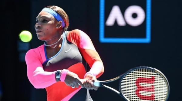 serena williams in lacrimi dupa semifinala australian open a plecat de la interviu