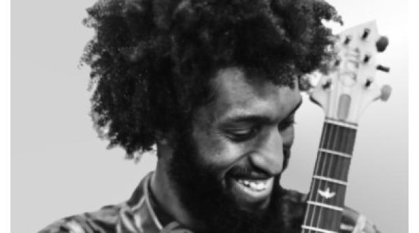 aplicatia clubhouse face ravagii printre tineri expertii avertizeaza ca datele trec prin china