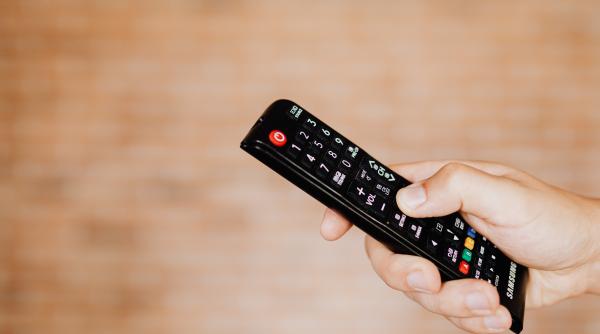 cum dezinfectezi corect telecomanda este foarte simplu si eficient