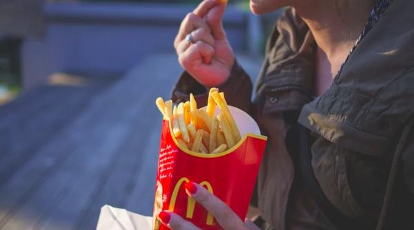 mcdonald s promite numere egale de femei si barbati in pozitii de conducere pana in 2030