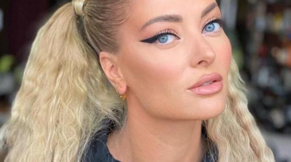 delia fotografia care a incins internetul s a pozat goala