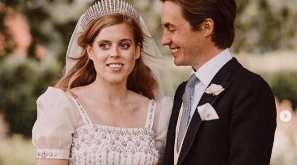 printesa eugenie prima fotografie cu bebelusul ce nume i a pus regina elisabeta are inca un stranepot