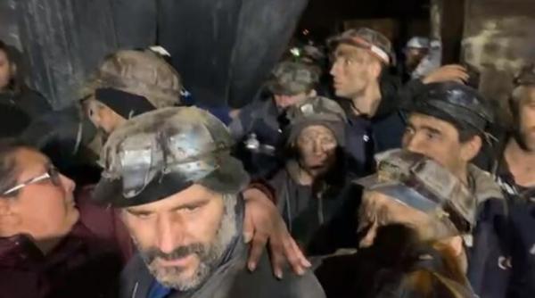 mineri din valea jiului protest incheiat radu tudor reactie nervoasa fiecare isi face scoala pe viata noastra m am saturat