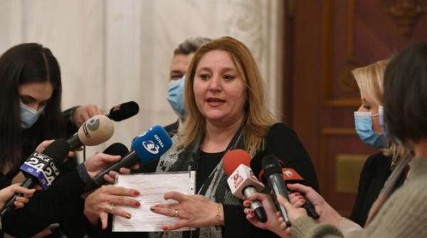 sosoaca dupa ce a fost cu usr intoarce armele impotriva lui voiculescu