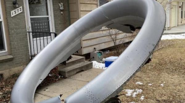 probleme la motoarele avioanelor boeing 777 128 de aeronave retinute la sol