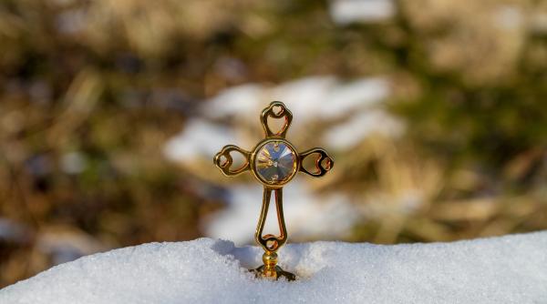 calendar crestin ortodox sarbatoare 24 februarie cruce neagra