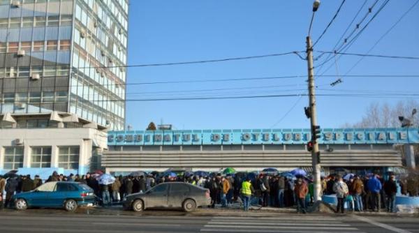 salvarea combinatului de oteluri speciale targoviste angajatii sub fereastra ministrului nasui